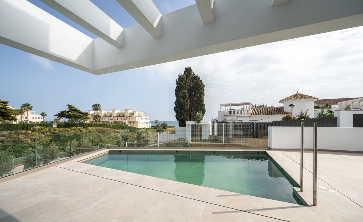 4 sovrum Villa till salu i Mijas Costa med pool - 1 765 000 € (Ref: 9398327)