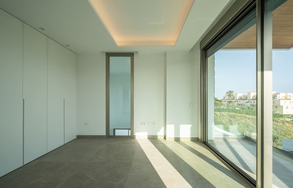 4 sovrum Villa till salu i Mijas Costa med pool - 1 765 000 € (Ref: 9398327)