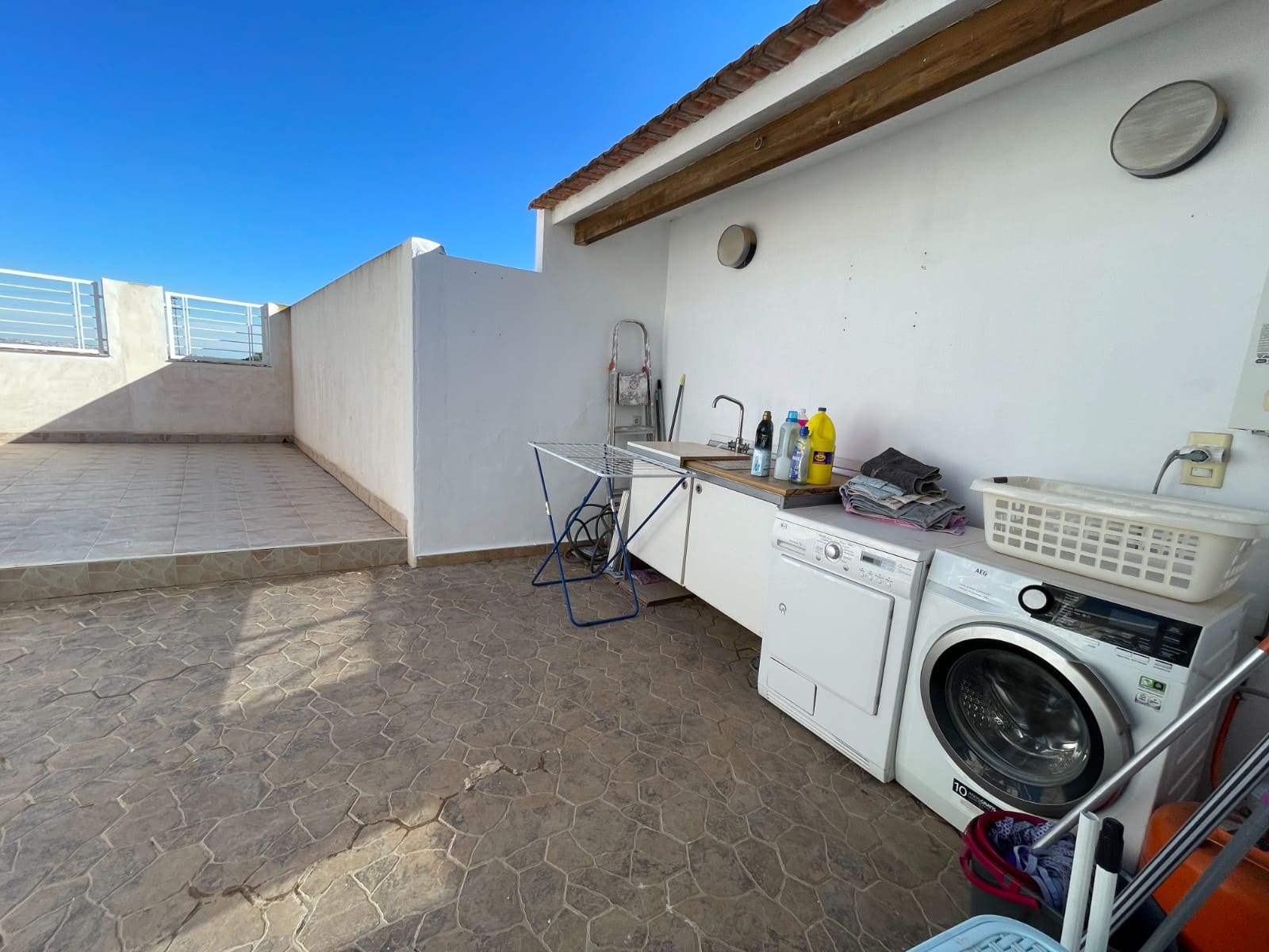 5 bedroom Townhouse for sale in Algorfa - € 225,000 (Ref: 9398337)