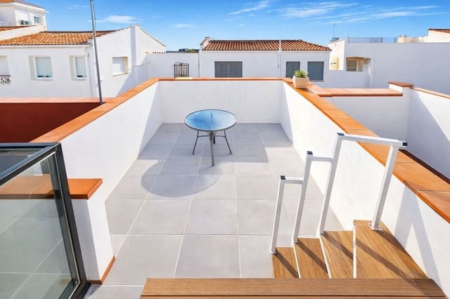 1 chambre Maison de Ville à vendre à Punta de la Chullera, Manilva avec garage - 229 000 € (Ref: 9398342)