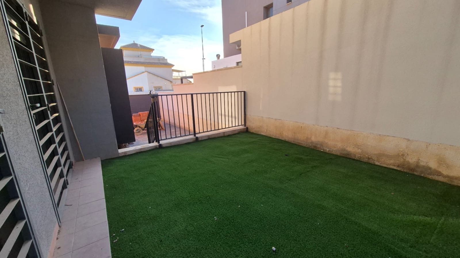 3 chambre Appartement à vendre à Torrevieja avec garage - 249 990 € (Ref: 9400748)