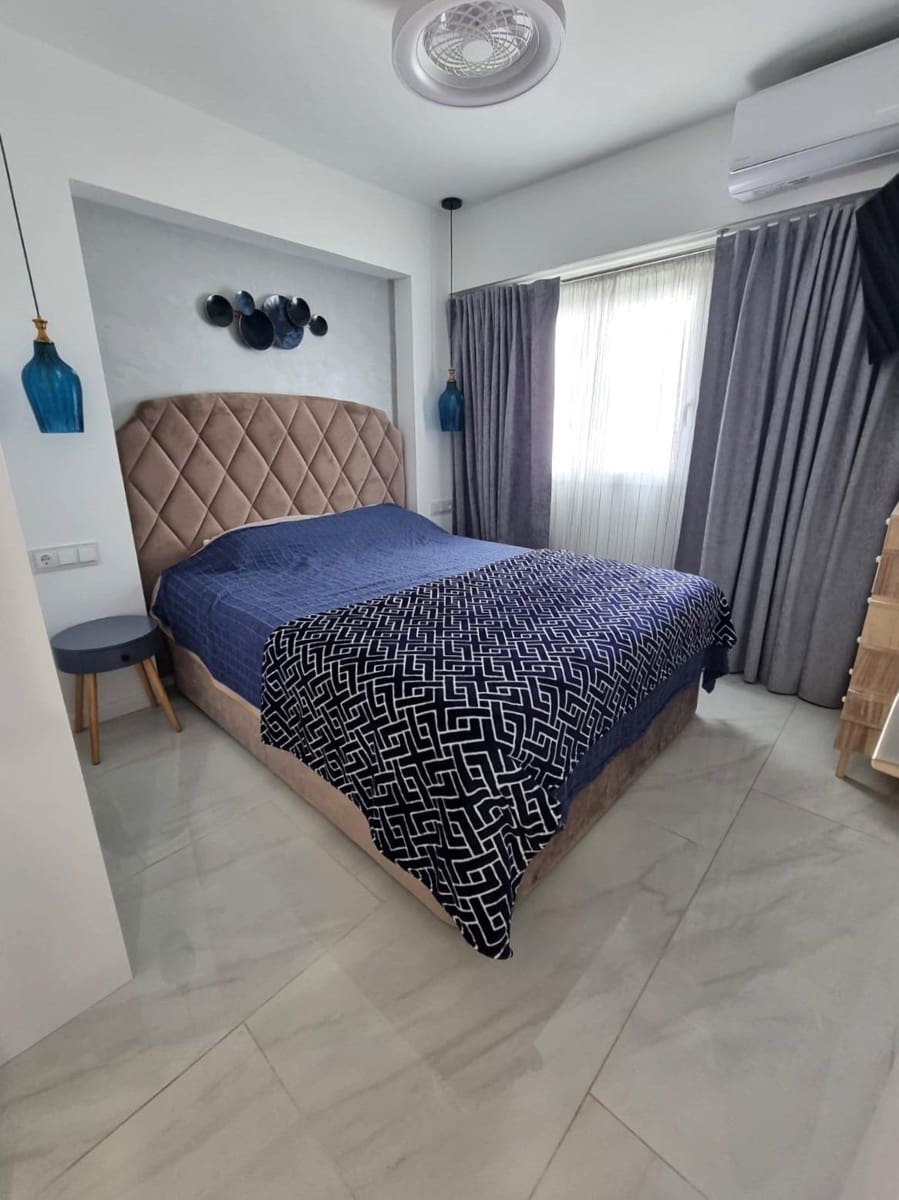 2 sypialnia Apartament na sprzedaż w Torrevieja - 239 000 € (Ref: 9400758)