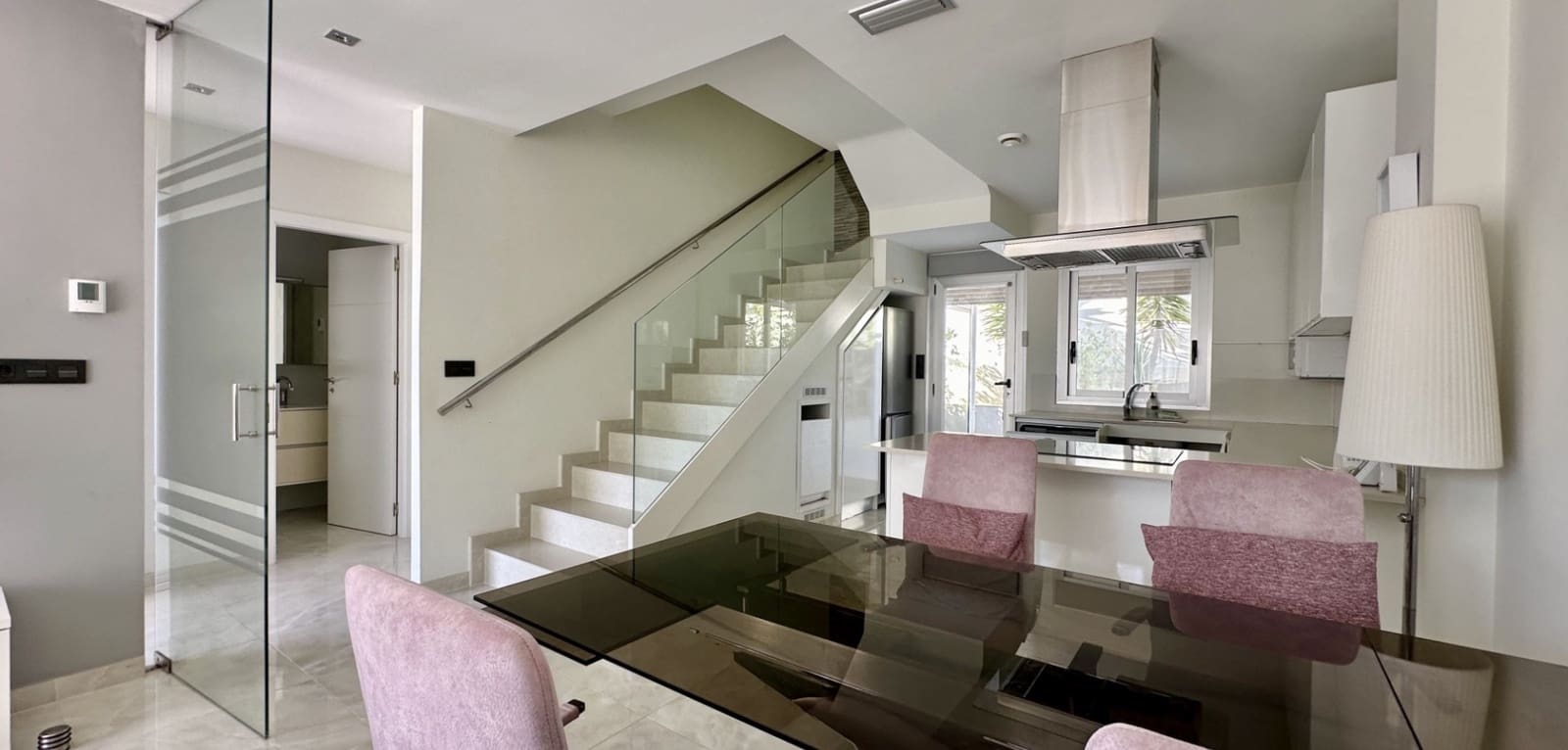 3 makuuhuone Huvila myytävänä paikassa Orihuela Costa mukana uima-altaan - 389 000 € (Ref: 9403236)