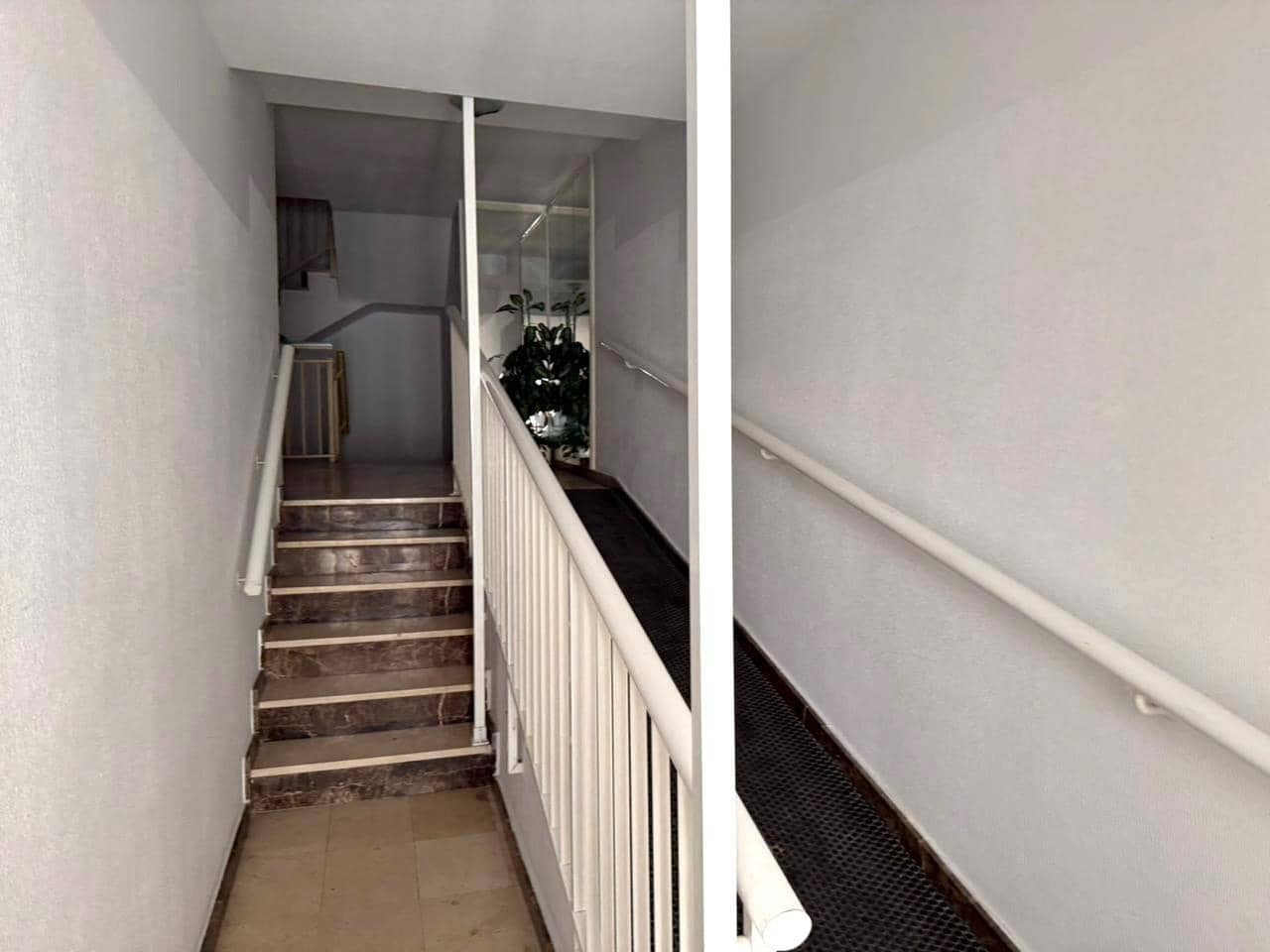 2 makuuhuone Huoneisto myytävänä paikassa Torrevieja - 209 000 € (Ref: 9403237)