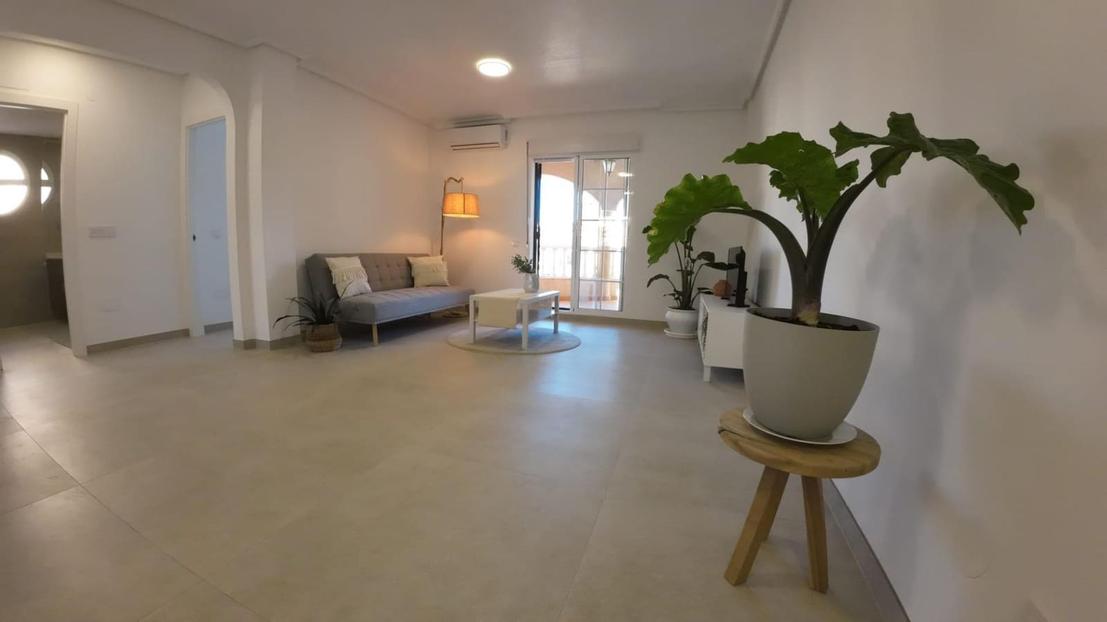 Apartamento de 2 habitaciones en Orihuela Costa en venta con piscina - 199.000 € (Ref: 9406475)