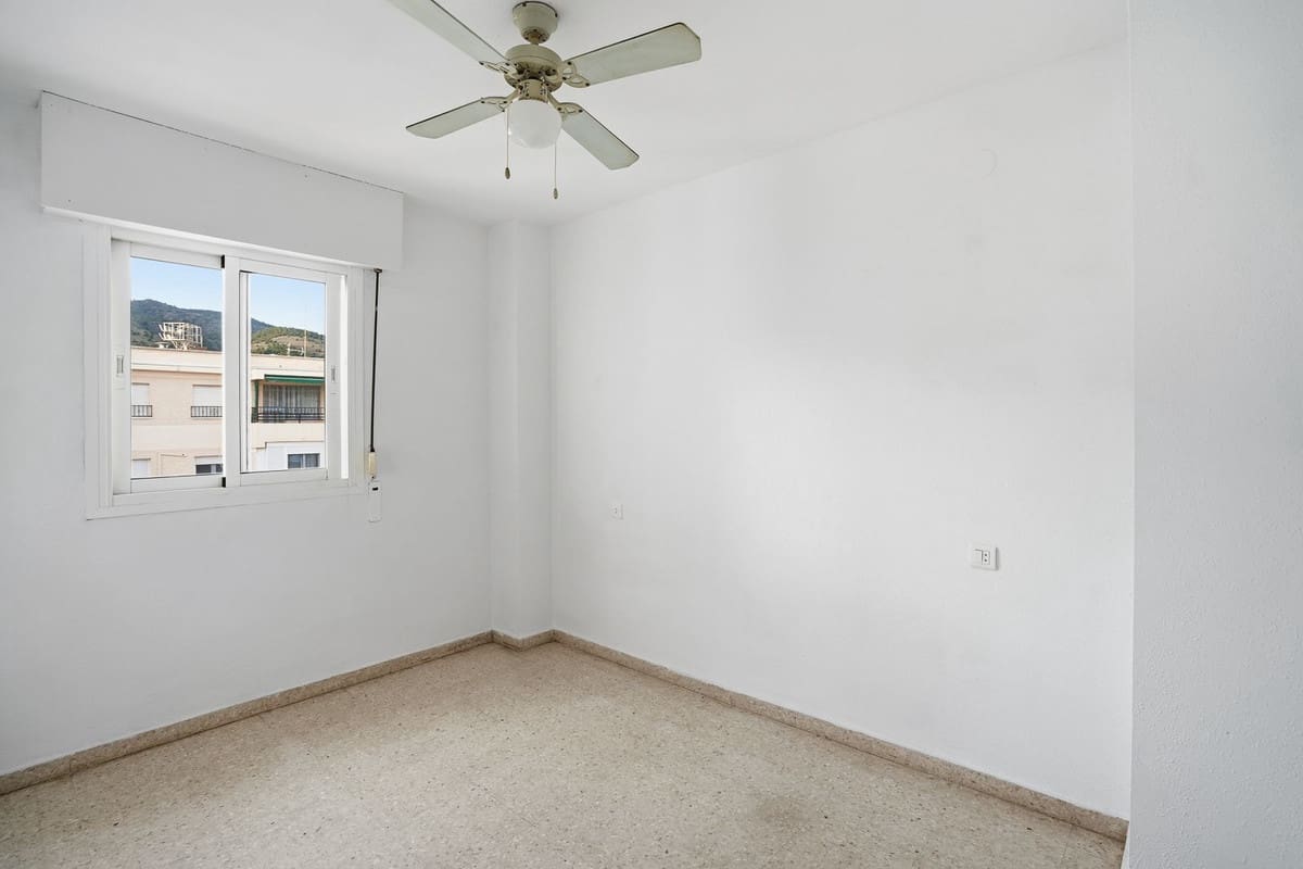 2 soverom Leilighet til salgs i Benalmadena - € 325 000 (Ref: 9406481)