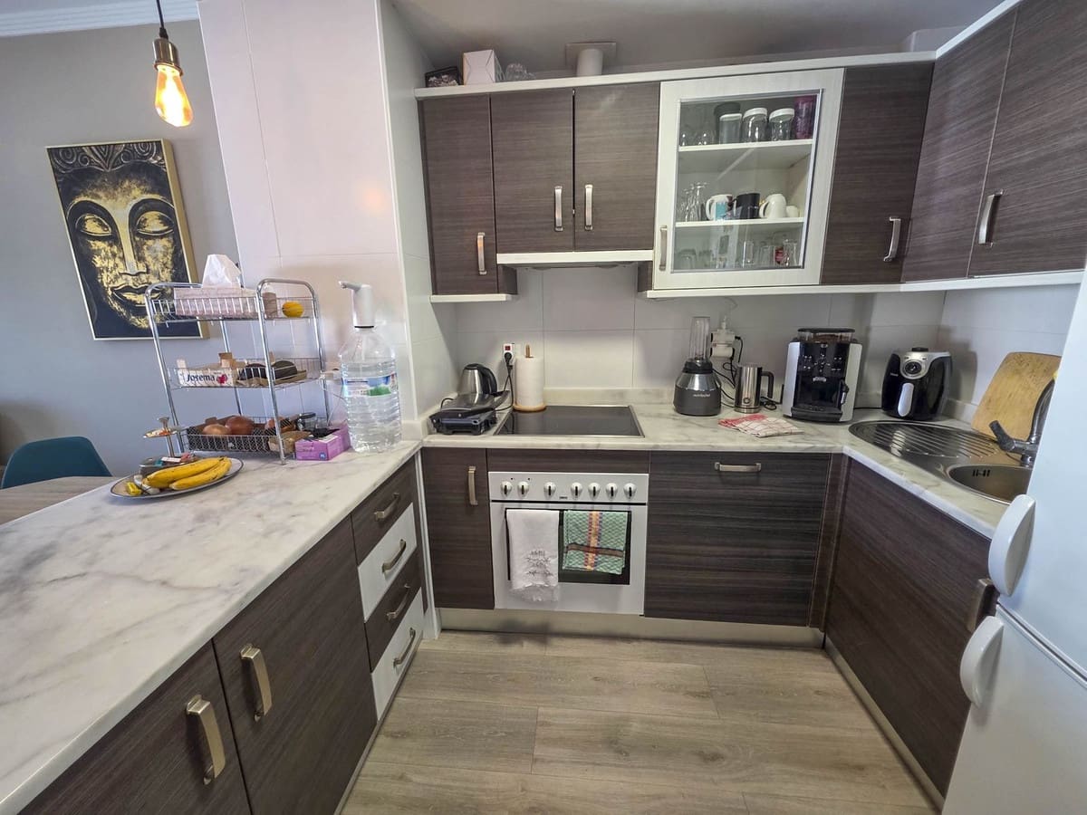 2 Zimmer Apartment zu verkaufen in La Duquesa / Puerto de la Duquesa - 219.000 € (Ref: 9406483)