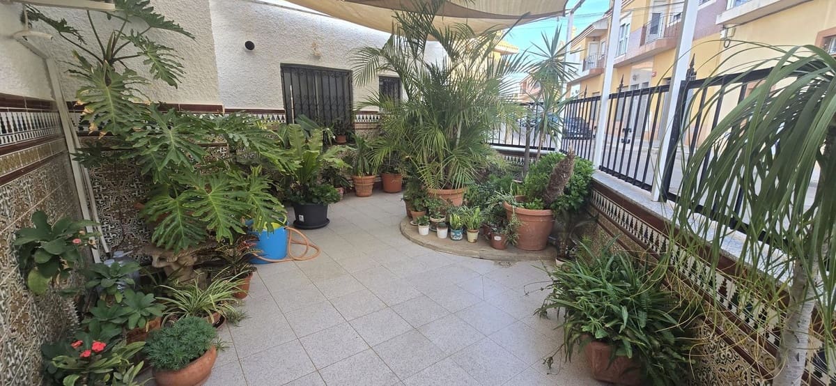 6 soveværelse Byhus til salg i El Algar med swimmingpool garage - € 269.900 (Ref: 9406484)