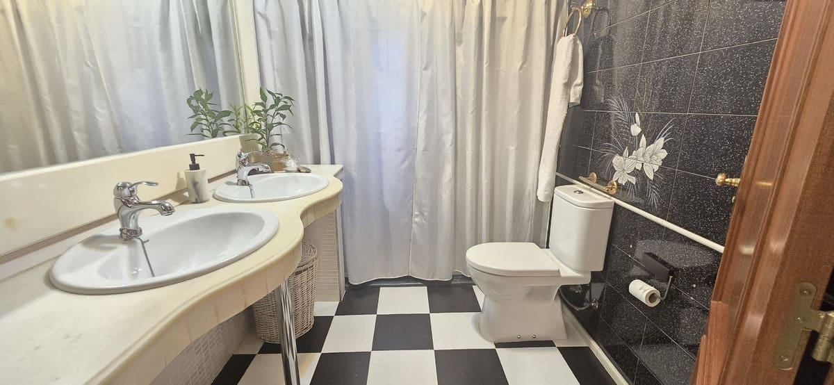 6 soveværelse Byhus til salg i El Algar med swimmingpool garage - € 269.900 (Ref: 9406484)