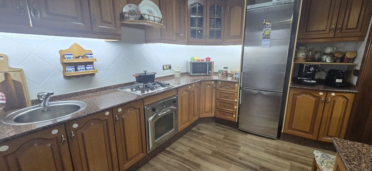 6 bedroom Townhouse for sale in El Algar with pool garage - € 269,900 (Ref: 9406484)