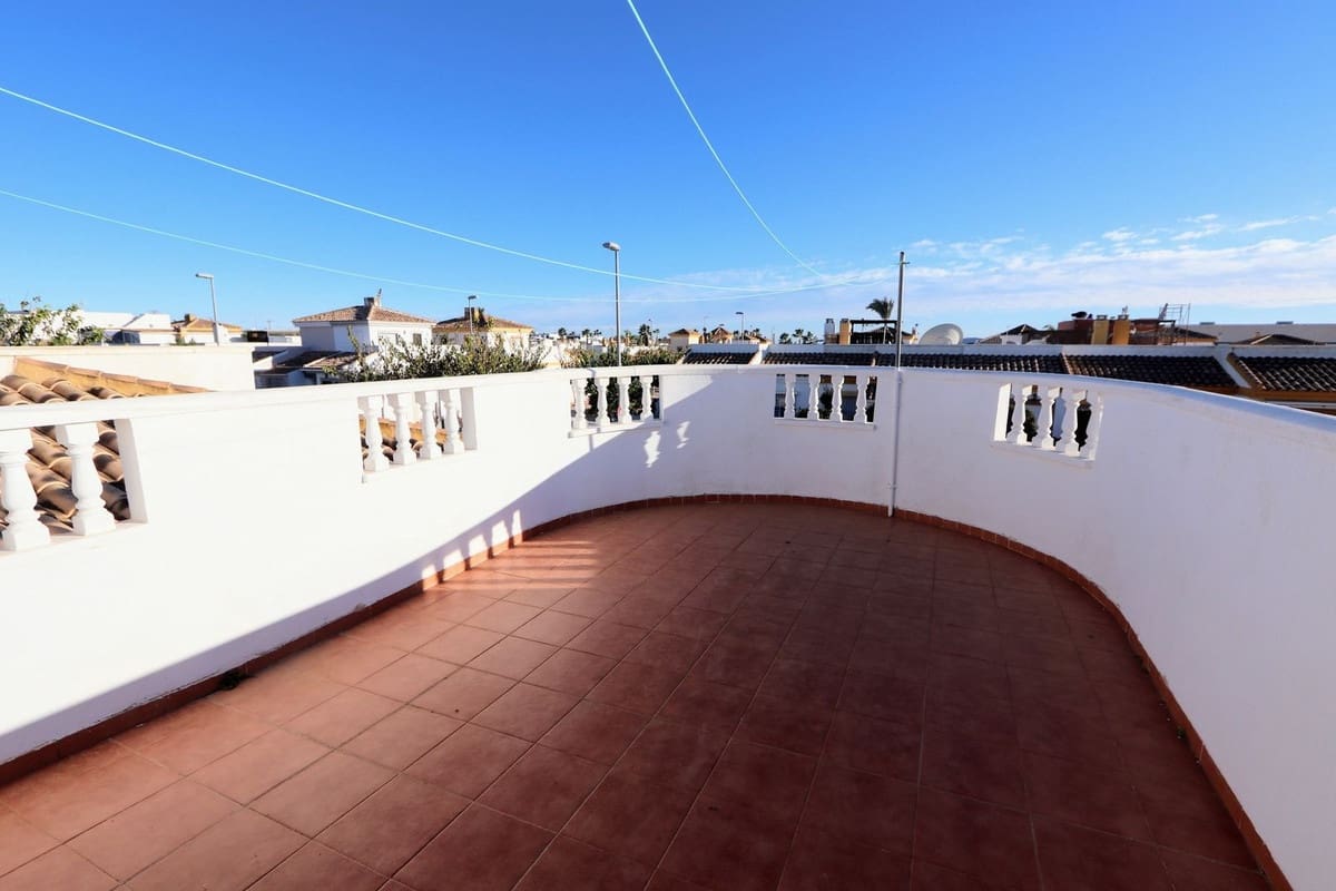 Chalet de 3 habitaciones en Sucina en venta - 220.000 € (Ref: 9406485)