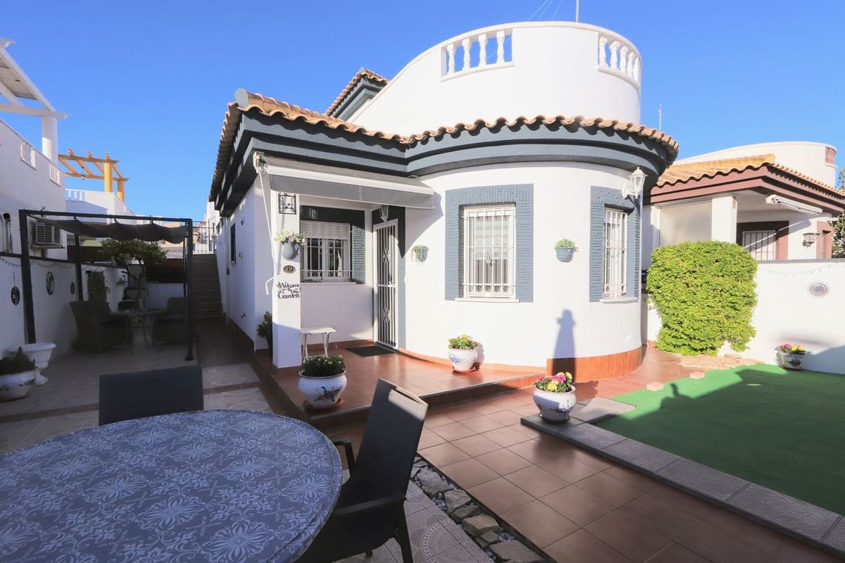 Chalet de 3 habitaciones en Sucina en venta - 208.000 € (Ref: 9406485)