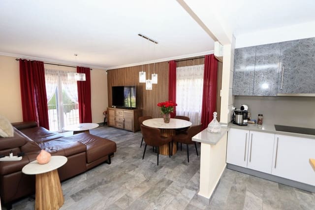 Chalet de 3 habitaciones en Lomas de Cabo Roig - Los Dolses, Orihuela en venta con piscina - 349.950 € (Ref: 9406486)