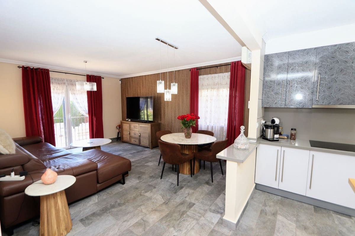 3 quarto Moradia para venda em Orihuela Costa com piscina - 349 950 € (Ref: 9406486)