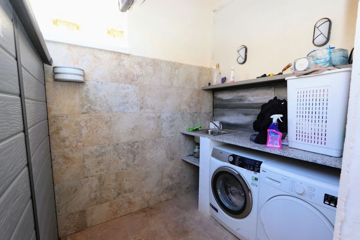 3 quarto Moradia para venda em Orihuela Costa com piscina - 349 950 € (Ref: 9406486)