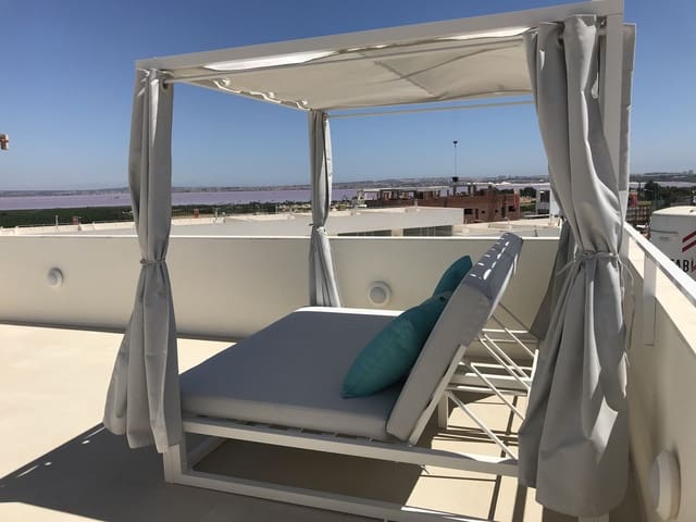 3 Zimmer Apartment zu verkaufen in Parque de las Naciones, Torrevieja mit Pool Garage - 360.000 € (Ref: 9406487)