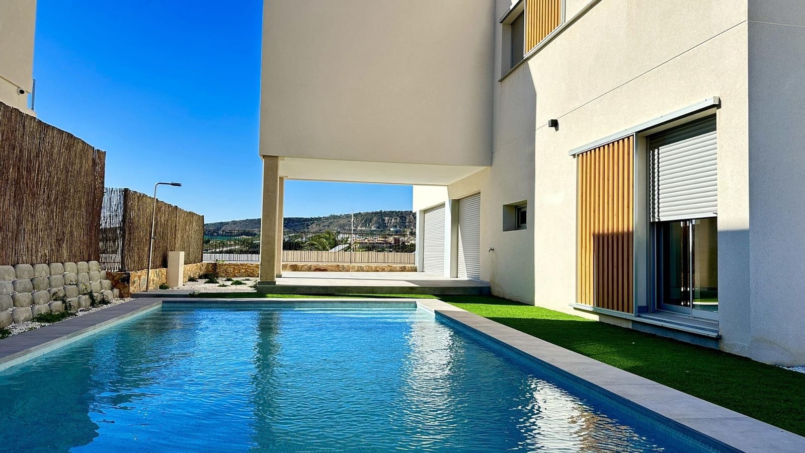 4 Zimmer Villa zu verkaufen in Algorfa mit Pool - 659.000 € (Ref: 9407972)