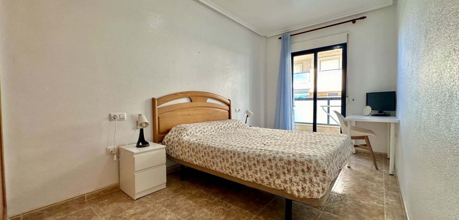 2 soveværelse Lejlighed til salg i Orihuela Costa med swimmingpool garage - € 185.000 (Ref: 9407976)