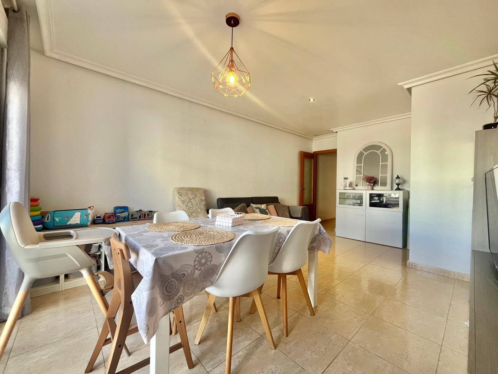 3 bedroom Apartment for sale in Torrevieja - € 196,000 (Ref: 9407977)