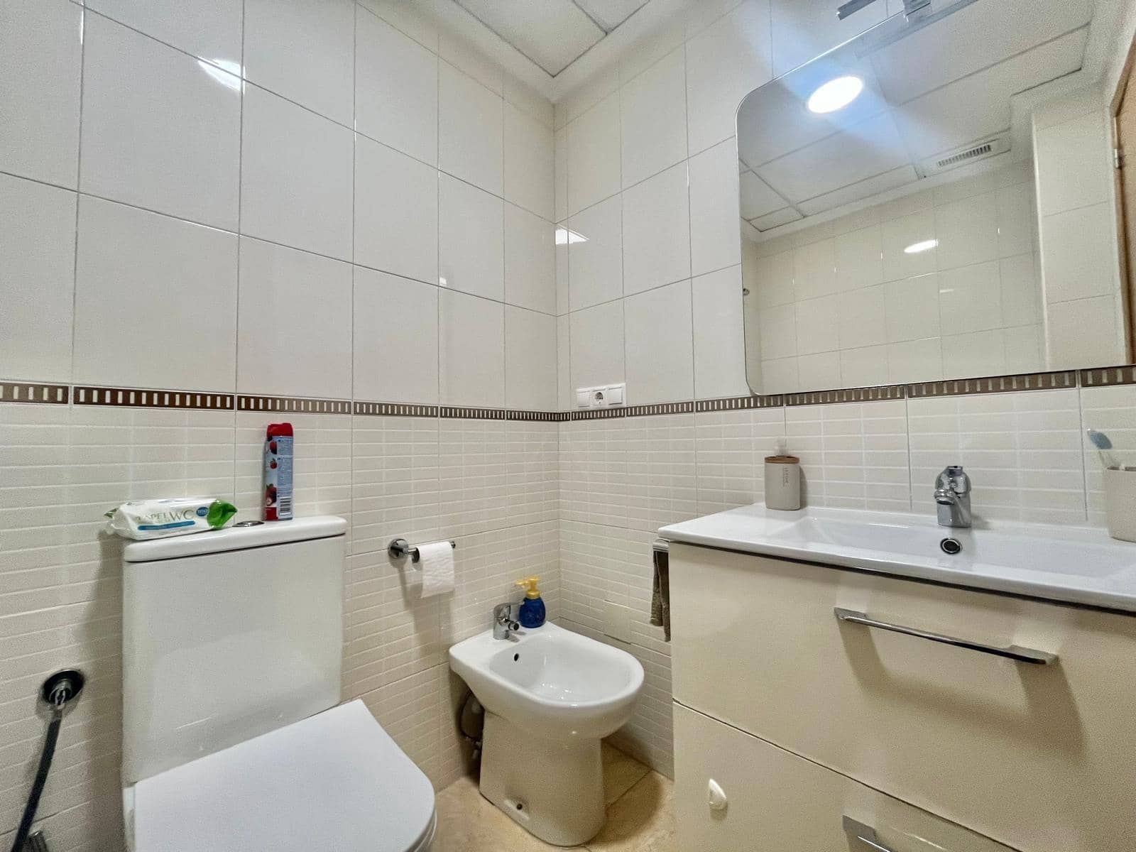 3 bedroom Apartment for sale in Torrevieja - € 196,000 (Ref: 9407977)