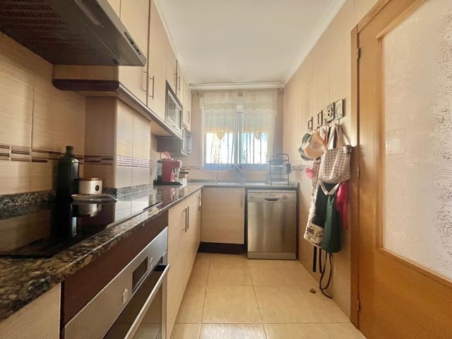 3 bedroom Apartment for sale in Las Piscinas Naturales, Torrevieja - € 196,000 (Ref: 9407977)