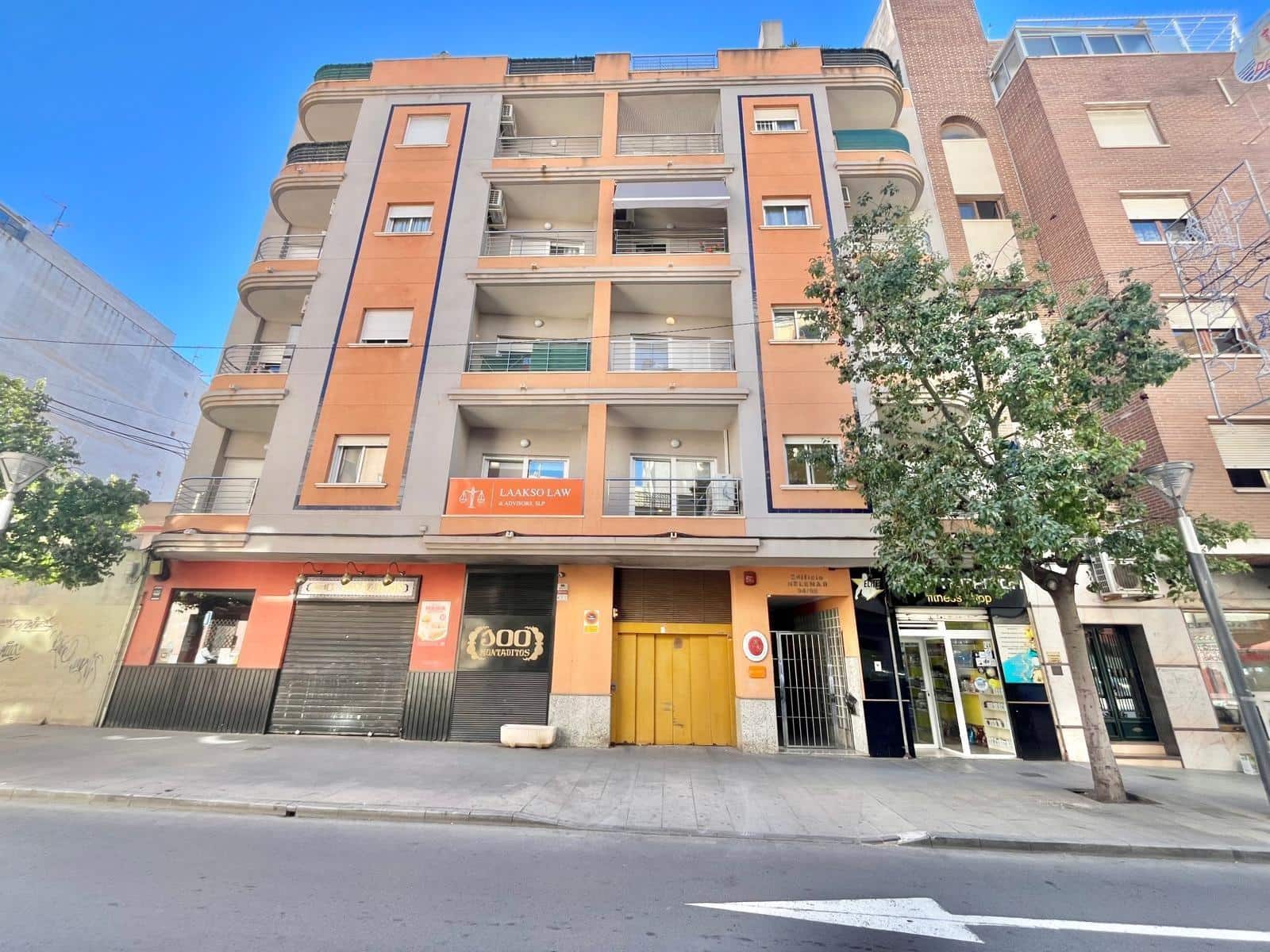 3 bedroom Apartment for sale in Torrevieja - € 196,000 (Ref: 9407977)