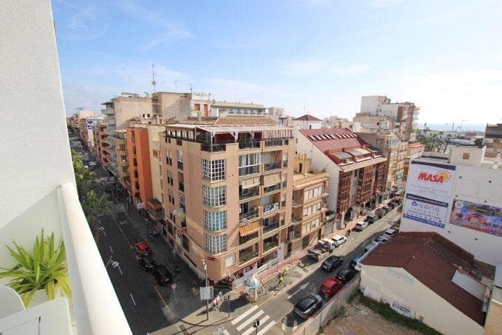 2 Zimmer Apartment zu verkaufen in Torrevieja - 239.000 € (Ref: 9407979)