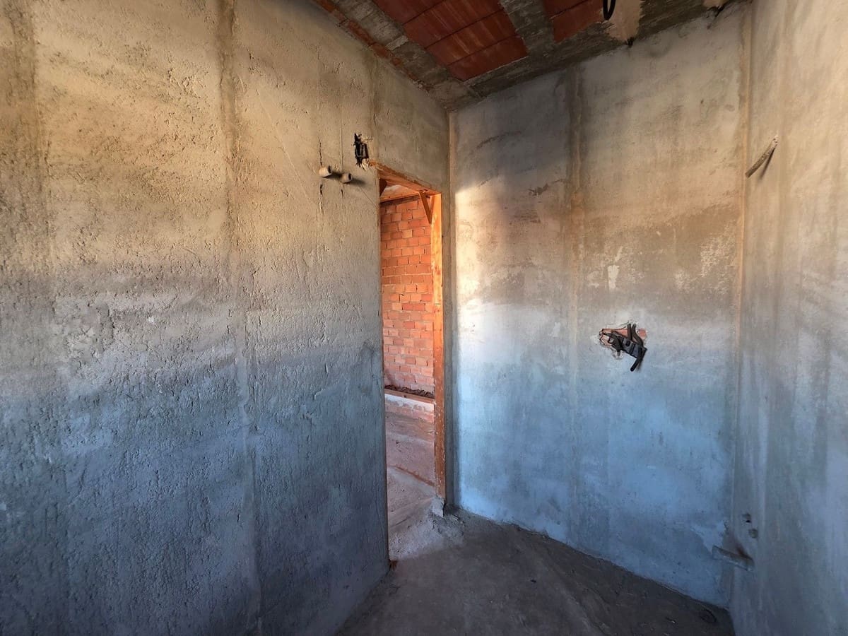 5 soveværelse Byhus til salg i Fuengirola med garage - € 530.000 (Ref: 9409263)