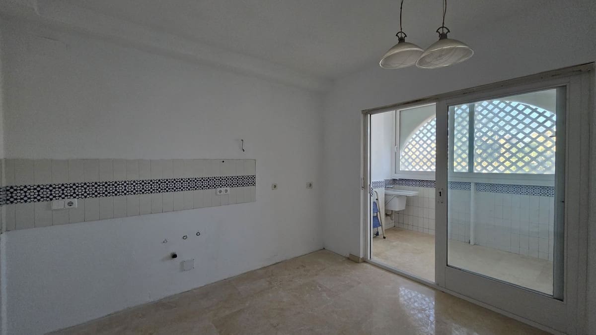 2 sovrum Lägenhet till salu i Fuengirola med garage - 520 000 € (Ref: 9410848)