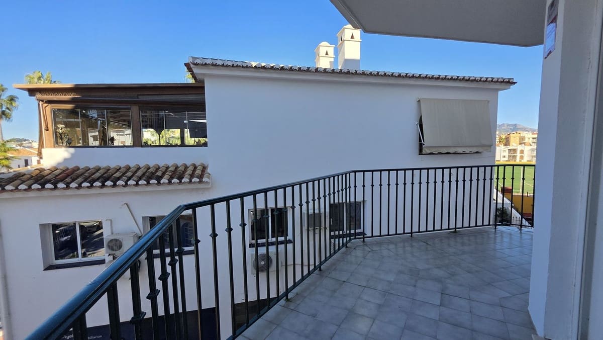 2 sovrum Lägenhet till salu i Fuengirola med garage - 520 000 € (Ref: 9410848)