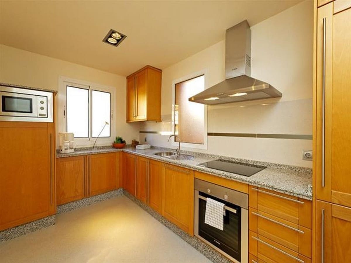 2 bedroom Apartment for sale in Mijas with pool garage - € 525,000 (Ref: 9410850)