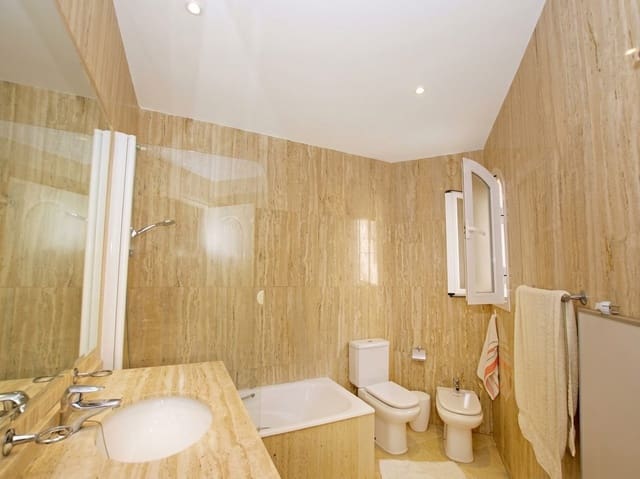 2 chambre Appartement à vendre à La Cala Golf, Mijas avec piscine - 525 000 € (Ref: 9410850)