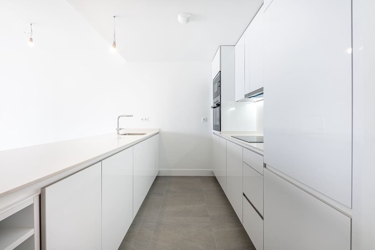 2 soverom Leilighet til salgs i Manilva med svømmebasseng garasje - € 390 000 (Ref: 9410851)