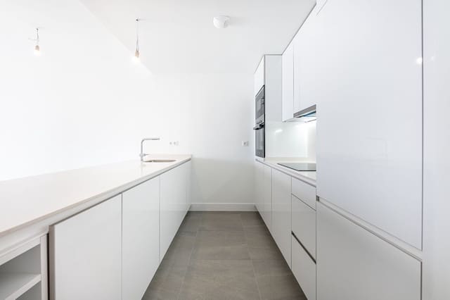 2 slaapkamer Appartement te koop in Alcorrín, Manilva met zwembad garage - € 390.000 (Ref: 9410851)