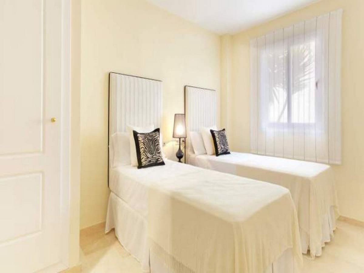 3 bedroom Apartment for sale in Torremolinos with pool - € 460,000 (Ref: 9410852)