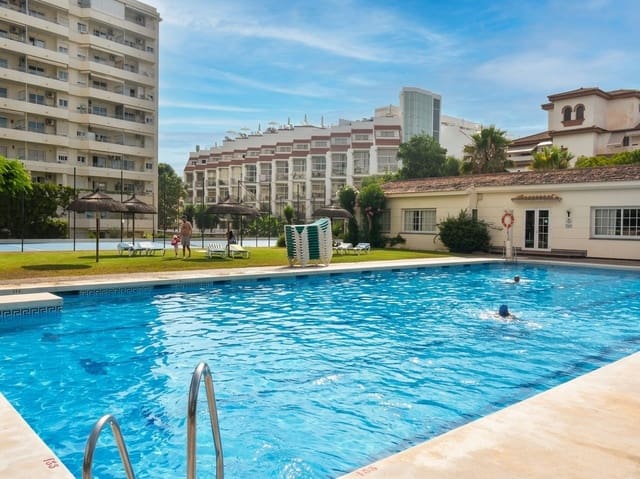 3 bedroom Apartment for sale in Torremolinos with pool - € 460,000 (Ref: 9410852)