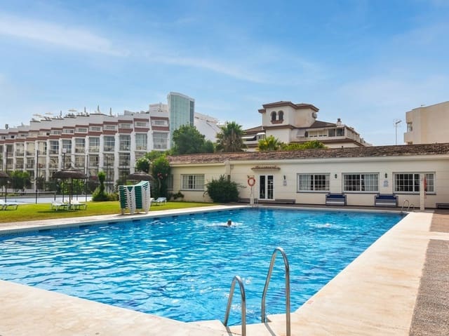 3 bedroom Apartment for sale in Torremolinos with pool - € 460,000 (Ref: 9410852)