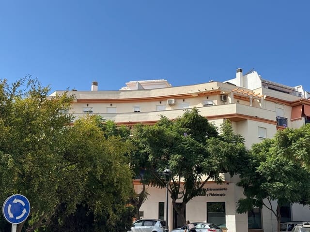 4 slaapkamer Appartement te koop in Centro, Estepona met zwembad garage - € 695.000 (Ref: 9410857)