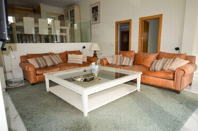 3 slaapkamer Huis te koop in El Paraiso, Estepona - € 550.000 (Ref: 9410859)