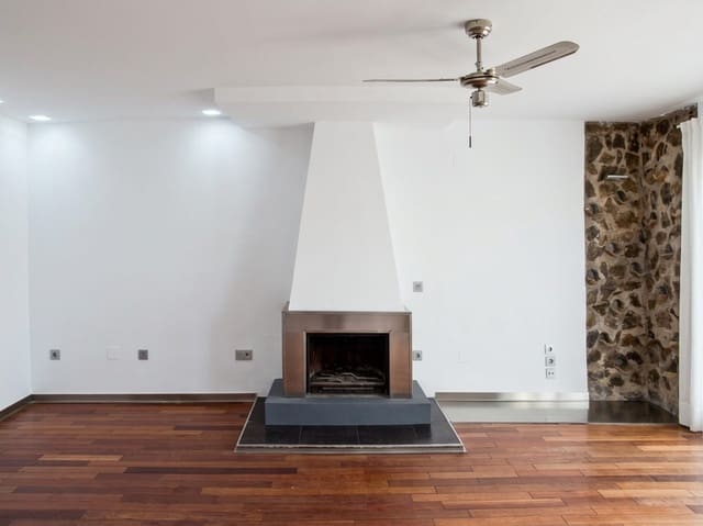3 sypialnia Dom na sprzedaż w Calahonda, Mijas z basenem - 495 000 € (Ref: 9410862)