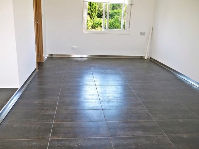 3 sypialnia Dom na sprzedaż w Calahonda, Mijas z basenem - 495 000 € (Ref: 9410862)