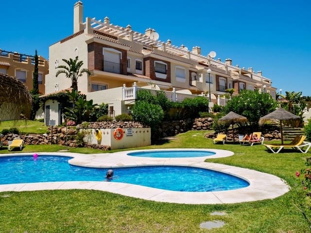 3 sypialnia Dom na sprzedaż w Calahonda, Mijas z basenem - 495 000 € (Ref: 9410862)