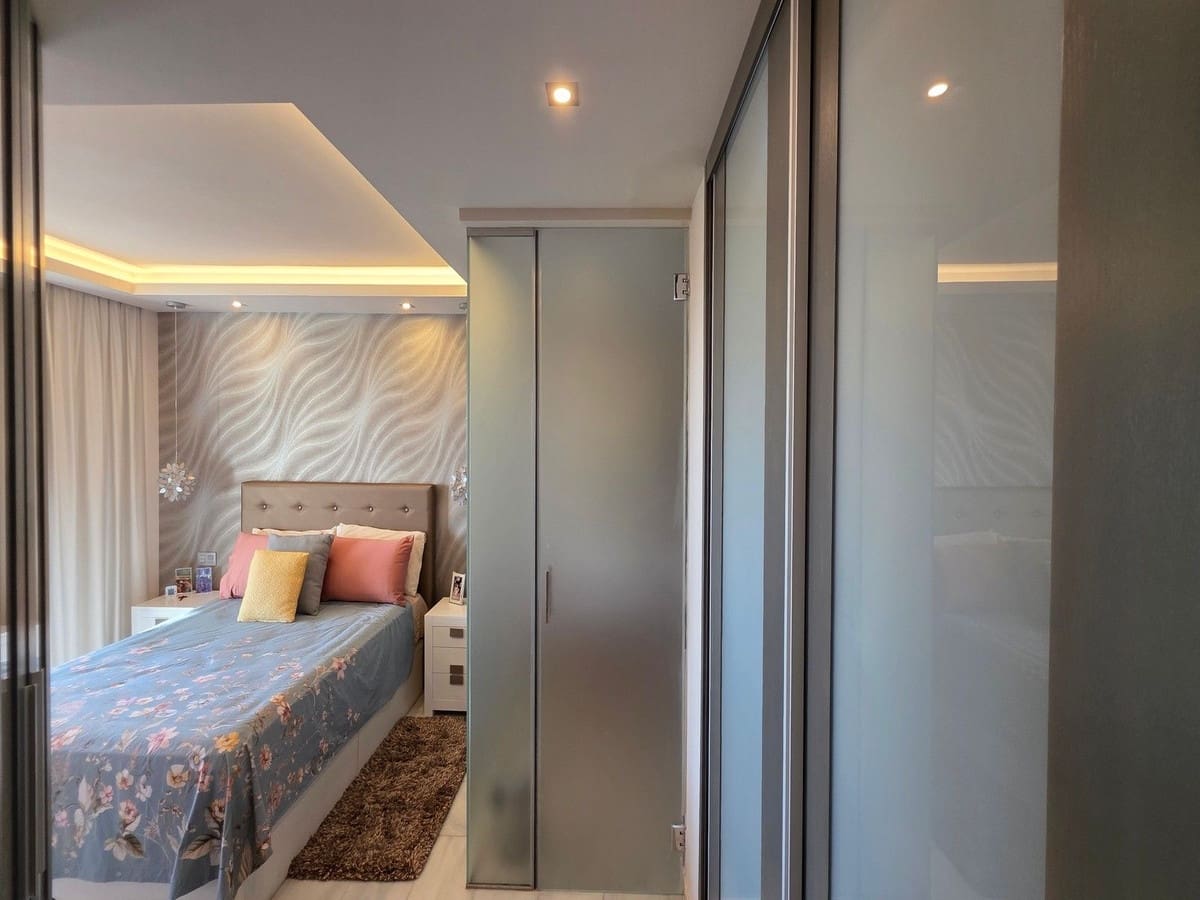 Apartamento de 2 habitaciones en Calahonda en venta con piscina - 435.000 € (Ref: 9413907)