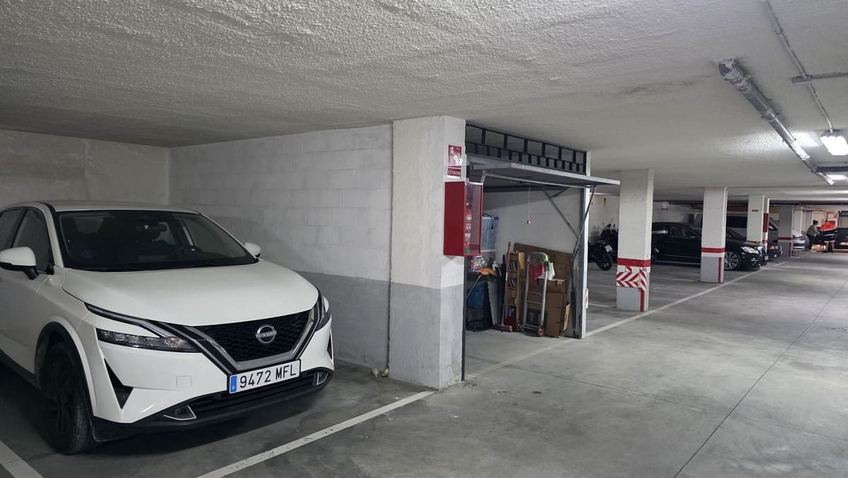 2 soveværelse Lejlighed til salg i El Faro med swimmingpool - € 395.000 (Ref: 9413908)