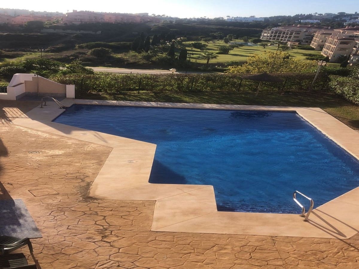 Apartamento de 2 habitaciones en El Faro en venta con piscina - 387.000 € (Ref: 9413908)