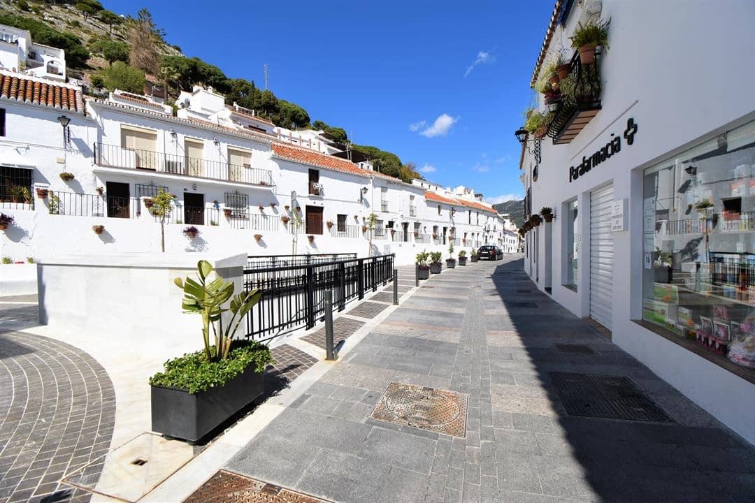 2 bedroom Apartment for sale in Mijas - € 450,000 (Ref: 9413909)