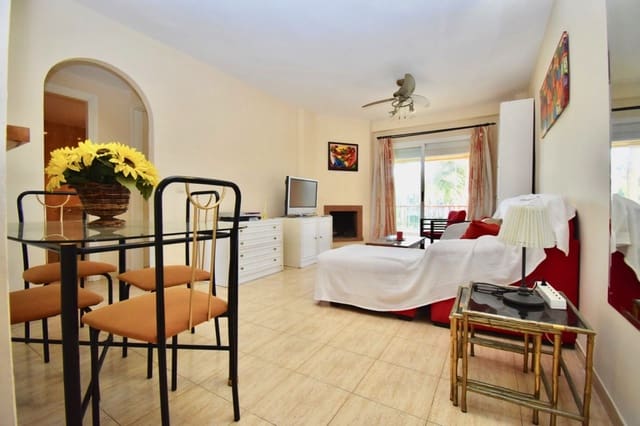 2 bedroom Apartment for sale in Calahonda, Mijas with pool garage - € 350,000 (Ref: 9413910)