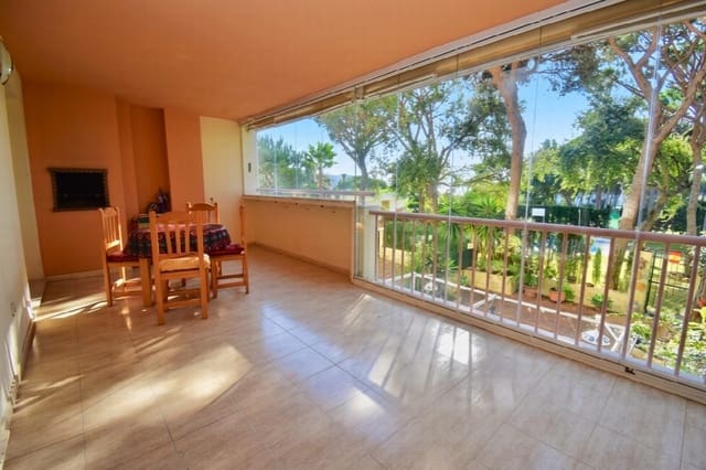 2 bedroom Apartment for sale in Calahonda, Mijas with pool - € 350,000 (Ref: 9413910)