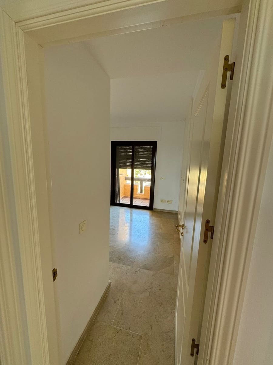 2 quarto Apartamento para venda em Manilva com piscina - 290 000 € (Ref: 9413911)