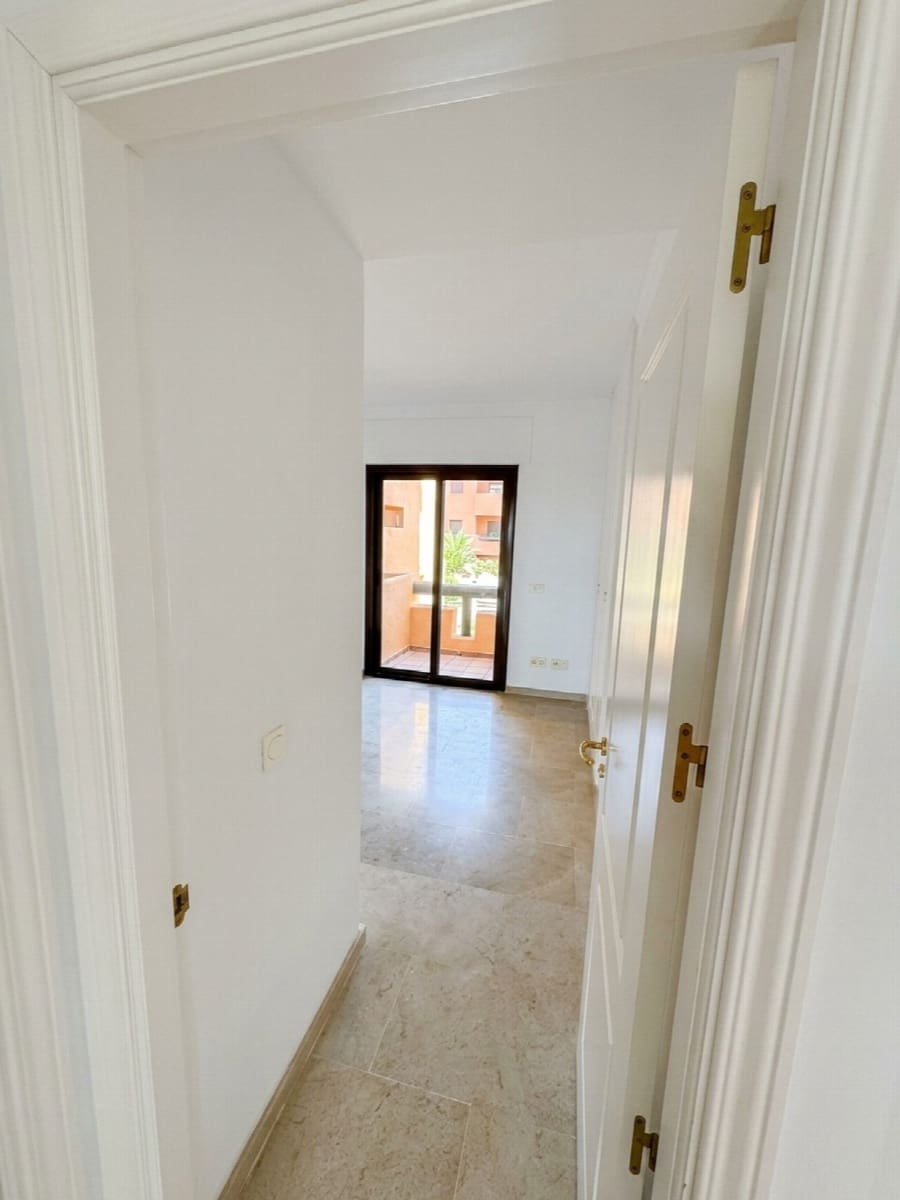 2 sovrum Lägenhet till salu i Manilva med pool garage - 290 000 € (Ref: 9413911)